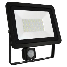 LED Naświetlacz zewnętrzny z czujnikiem NOCTIS LUX 3 LED/50W/230V 3000K IP44 czarny