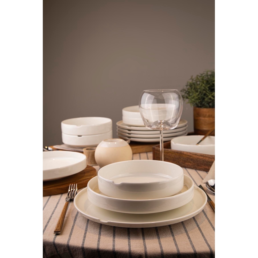 18-częściowy zestaw obiadowy, biały, porcelana