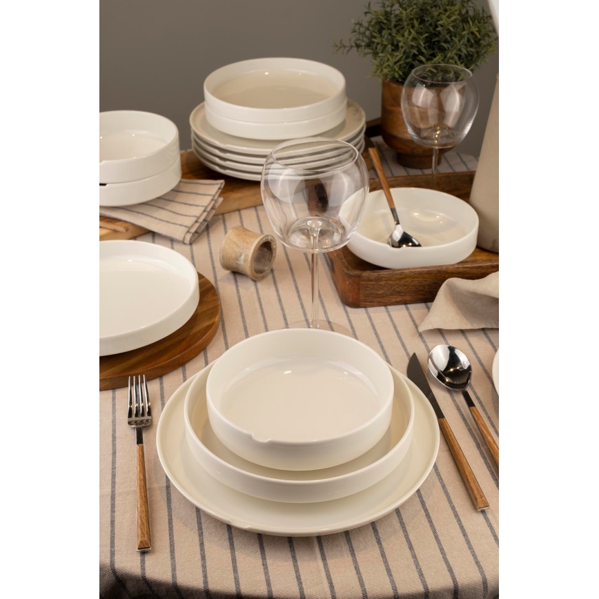 18-częściowy zestaw obiadowy, biały, porcelana