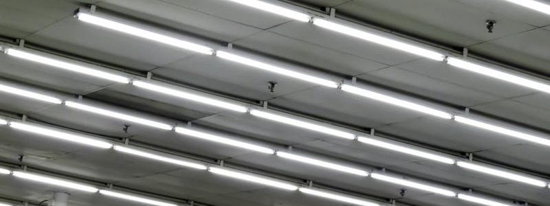 Jakie oprawy świetlówkowe wybrać?