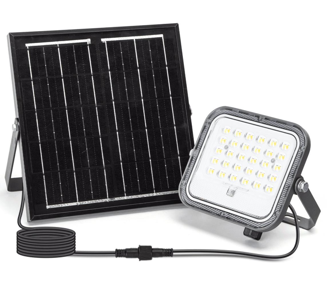 - LED Ściemnialny naświetlacz solarny LED/50W/3,4V IP66 + pilot