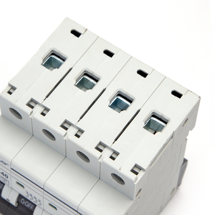 Aigostar - Wyłącznik nadprądowy 4-biegunowy 4P-63A-C 400V