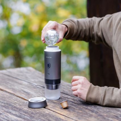 Aligator ACM002 - Podróżny ekspres do kawy z wbudowanym akumulatorem PortaCaffé 3w1 72W/7500 mAh szary