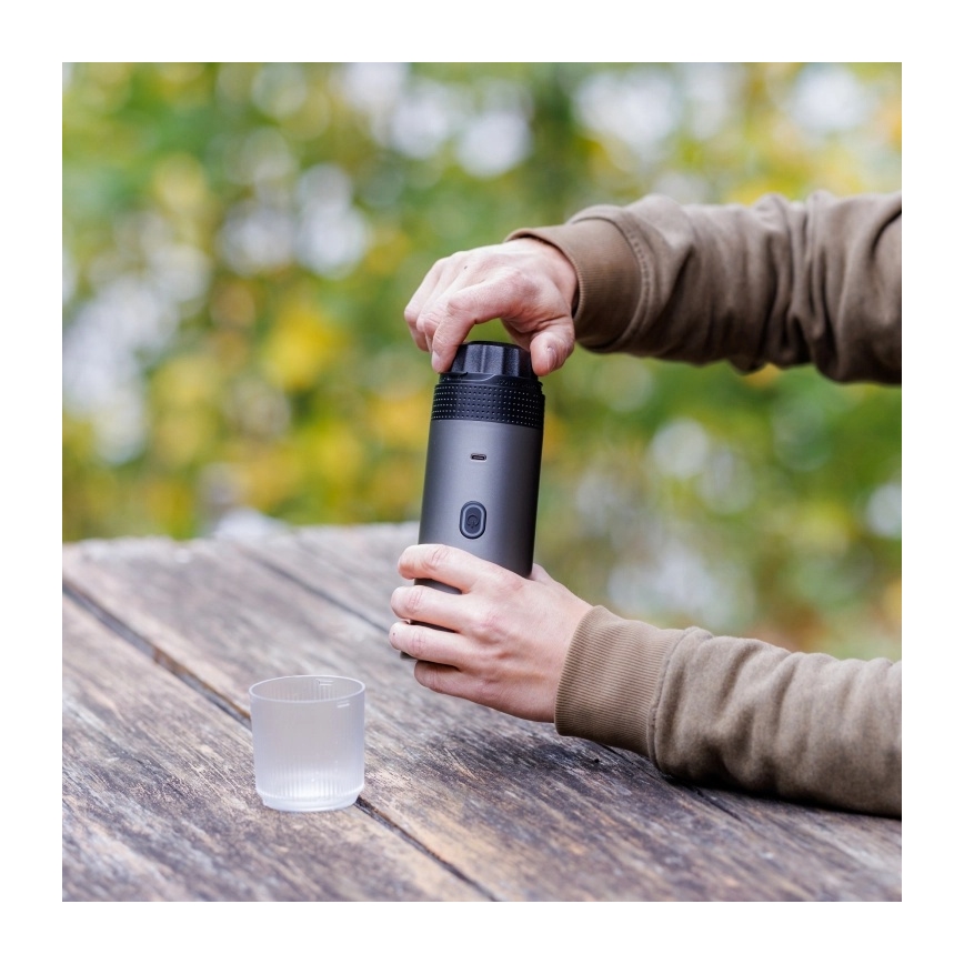 Aligator ACM002 - Podróżny ekspres do kawy z wbudowanym akumulatorem PortaCaffé 3w1 72W/7500 mAh szary