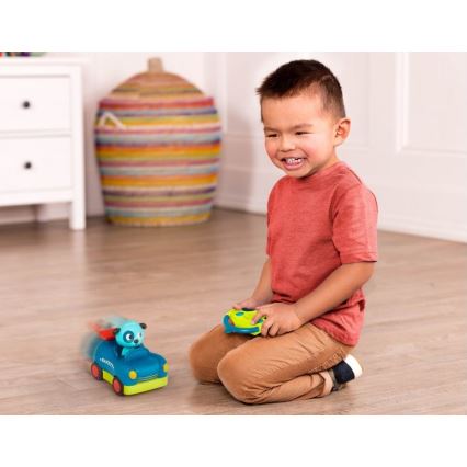 B-Toys - Samochód ze zdalnym sterowaniem Piesek Woofer 4xAA + 2xAAA