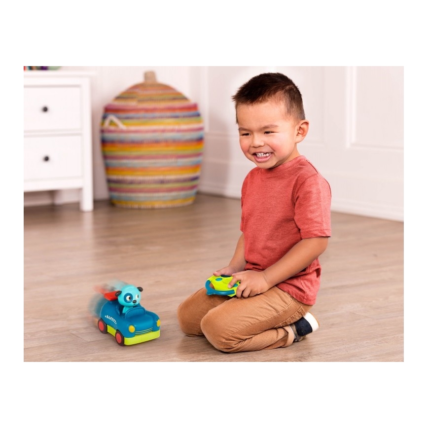 B-Toys - Samochód ze zdalnym sterowaniem Piesek Woofer 4xAA + 2xAAA