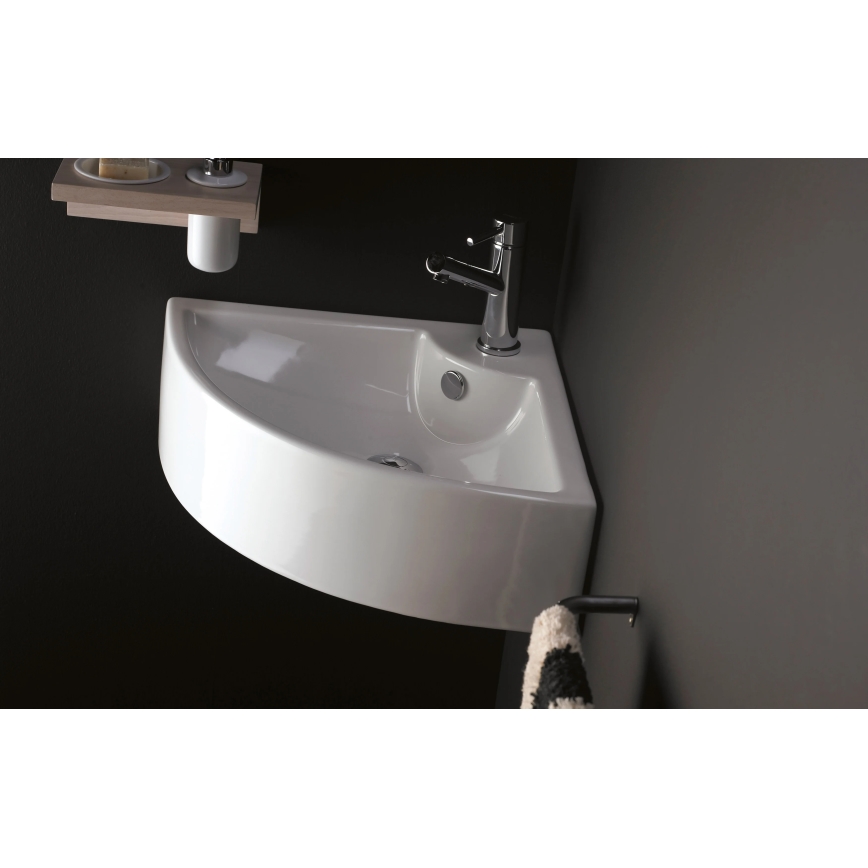 Bathco 0043 - Umywalka narożna wisząca OPORTO 64,5x47 cm porcelana/biała