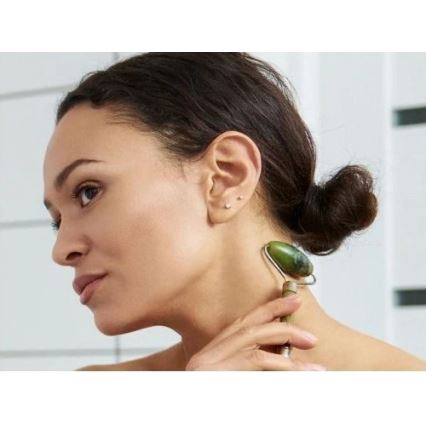 Beper - wałek do masażu i kamień Gua Sha z nefrytu