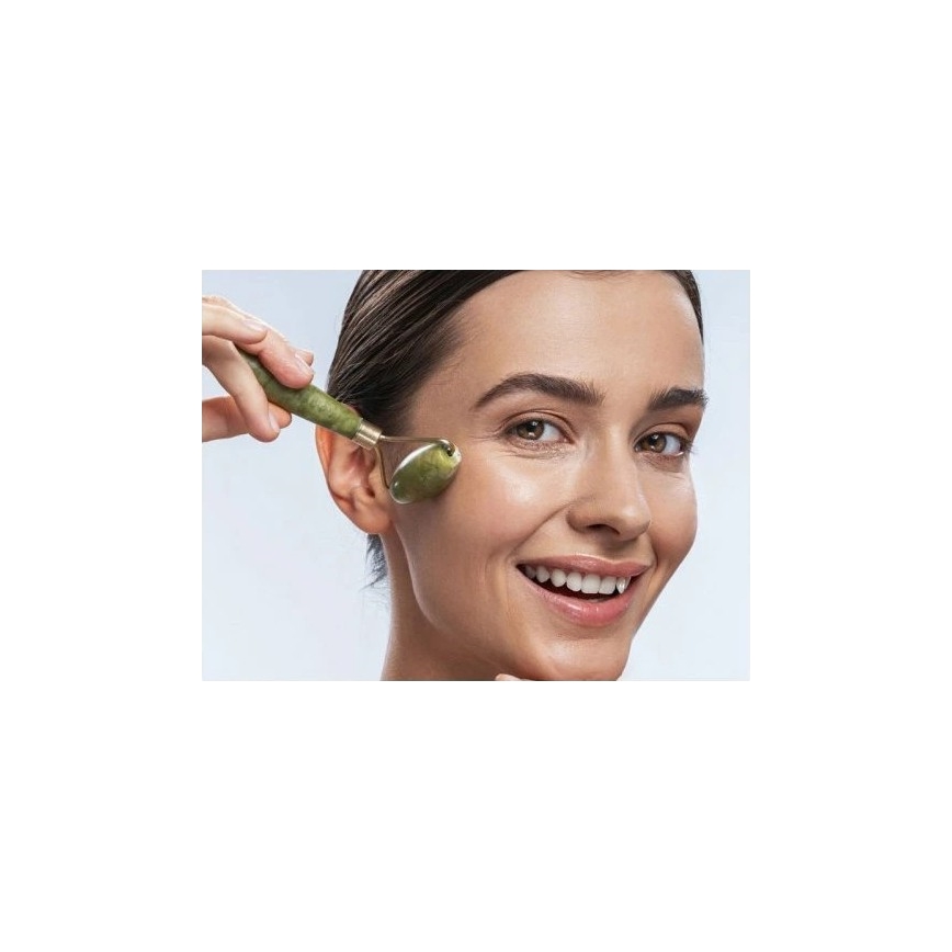 Beper - wałek do masażu i kamień Gua Sha z nefrytu