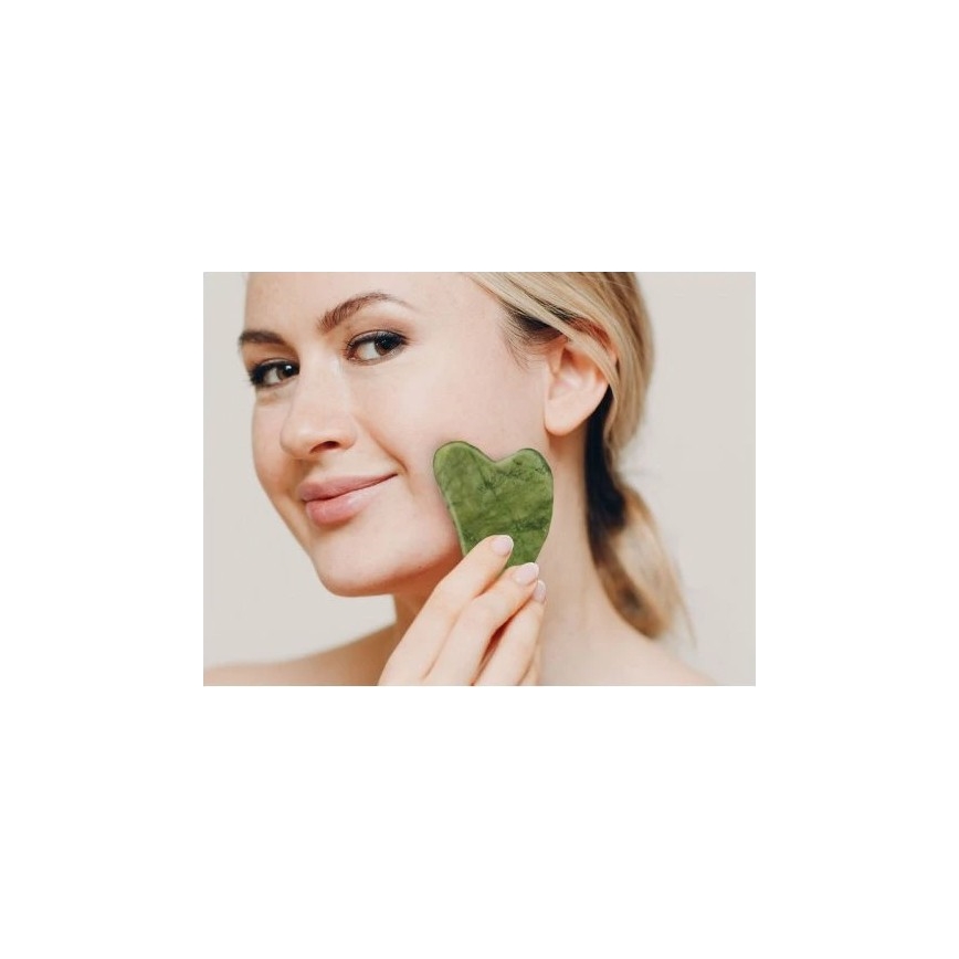 Beper - wałek do masażu i kamień Gua Sha z nefrytu