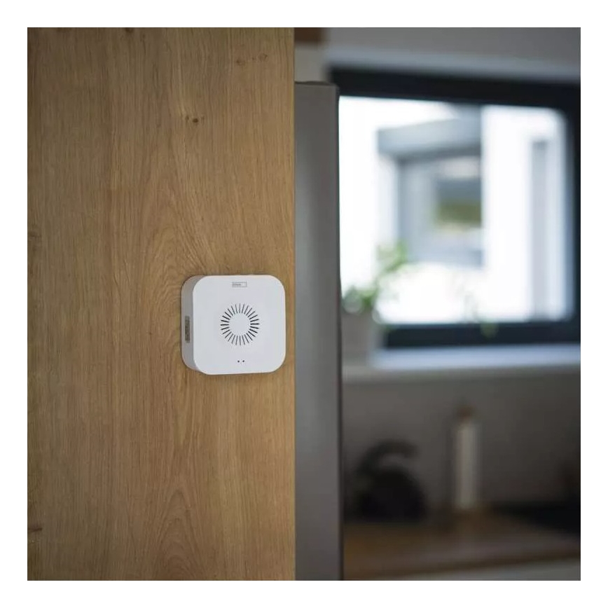 Bezprzewodowy dzwonek wideo z czujnikiem ruchu GoSmart 5V 3xAA IP65 Wi-Fi Tuya