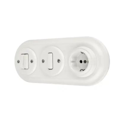 Bohemia-Design - Porcelanowe retro gniazdo ścienne bezramkowe SCHUKO 250V/16A białe