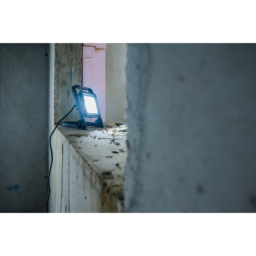 Brennenstuhl - LED Ściemnialny naświetlacz zewnętrzny ze stojakiem LED/50W/230V 6500K IP65