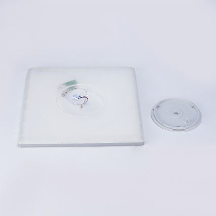 Brilagi - plafon łazienkowy LED ULTRA SLIM LED/24W/230V 42x42 cm srebrny IP54