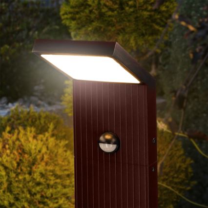 Brilagi - Lampa zewnętrzna LED z czujnikiem RIANO LED/8W/230V, brązowa, IP65, 80 cm
