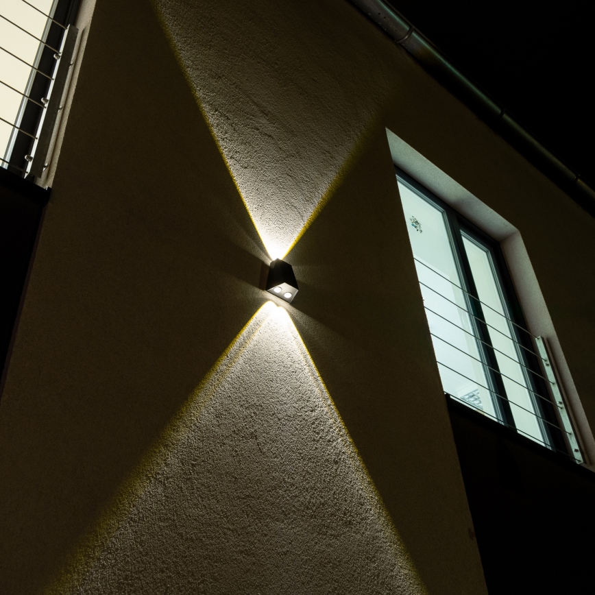 Brilagi - LED Kinkiet solarny PYRAMID LED/2W/3,2V 1300 mAh IP54