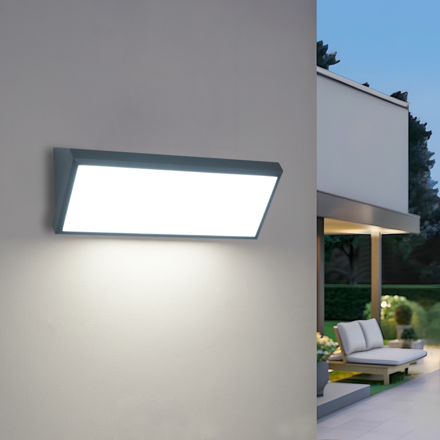 Brilagi - LED zewnętrzny kinkiet z czujnikiem TRIANGLE LED/42W/230V 45 cm antracyt IP65