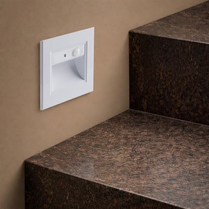 Brilagi - Oprawa schodowa LED z czujnikiem STEP LIGHT LED/1,5W/230V IP44 biała