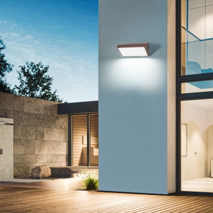 Brilagi - Zewnętrzny kinkiet LED z czujnikiem TRIANGLE LED/20W/230V, brązowy, IP65