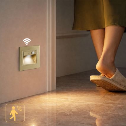 Brilagi - Oprawa schodowa LED z czujnikiem STEP LIGHT LED/1,5W/230V IP44 złota
