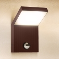 Brilagi - Zewnętrzna lampa ścienna LED RIANO z czujnikiem, 8W, 230V, brązowa, IP65