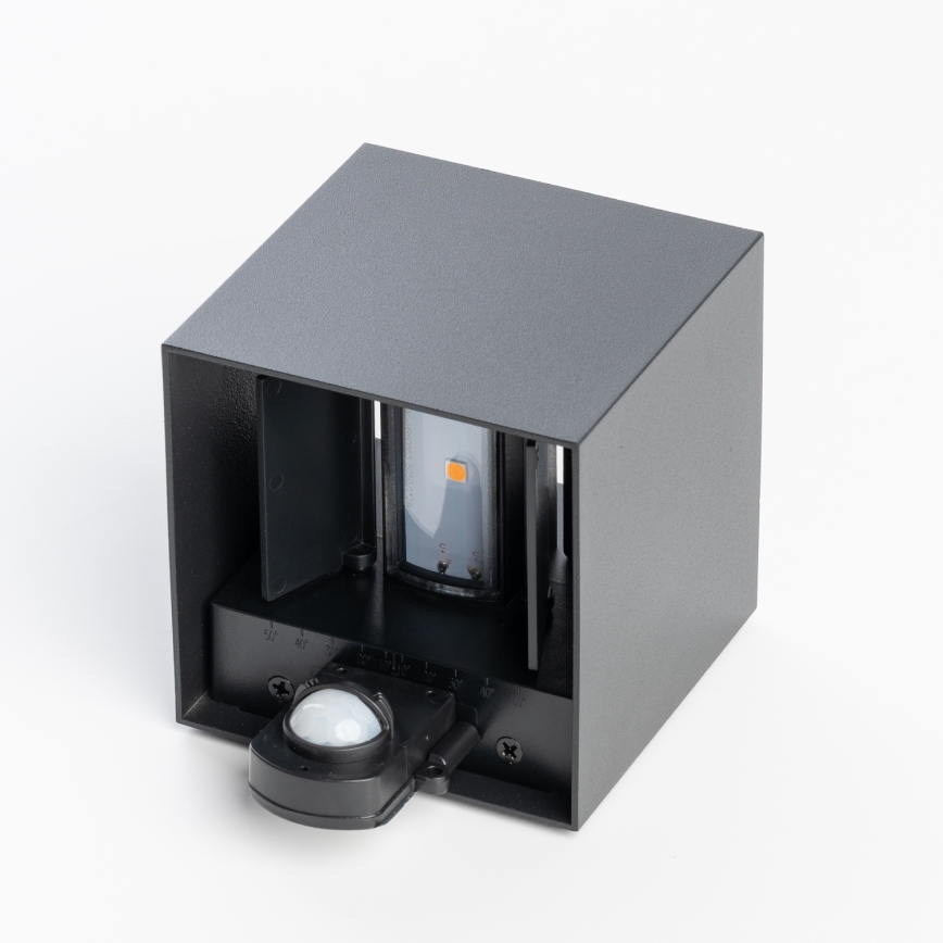 BRILAGI - Zewnętrzna oprawa ścienna LED z czujnikiem CUBE LED/6W/230V czarna IP65