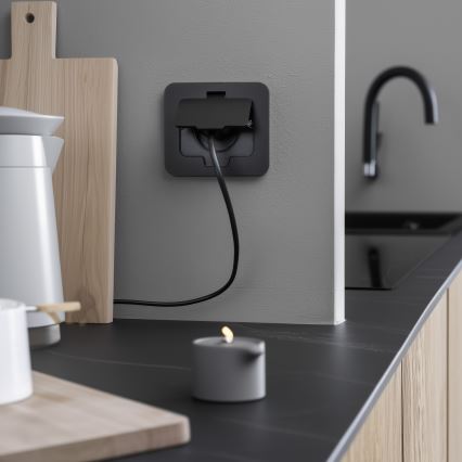 Brilagi - Zewnętrzne wpuszczane gniazdo podłogowe IP55, czarne, prostokątne