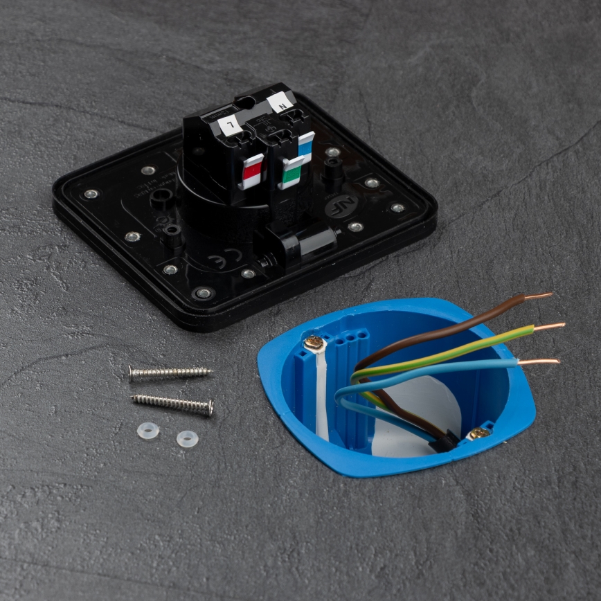 Brilagi - Zewnętrzne wpuszczane gniazdo podłogowe IP55, czarne, prostokątne