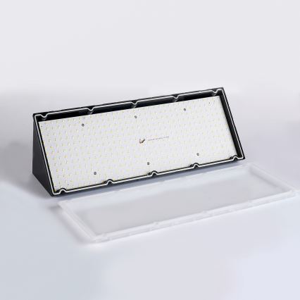 Brilagi - kinkiet zewnętrzny LED TRIANGLE, 42 W, 230 V, 3000/4000/6500 K, 45 cm, czarny, IP65