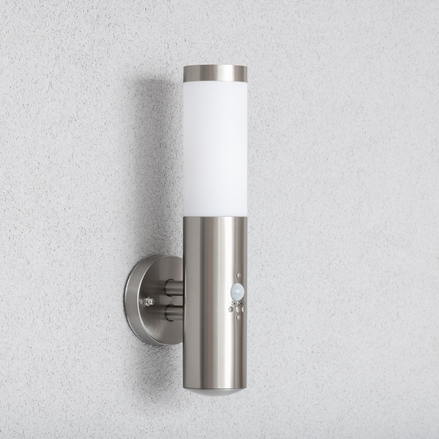 BRILAGI - Zewnętrzna lampa ścienna z czujnikiem ELIA 1xE27/20W/230V IP44 matowy chrom