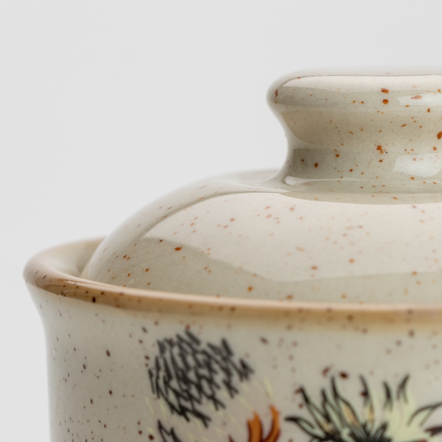 Ceramiczna cukiernica z wiekiem oset beżowy