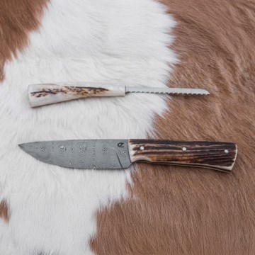 Damasceński nóż myśliwski z piłką 11 cm poroże jelenia