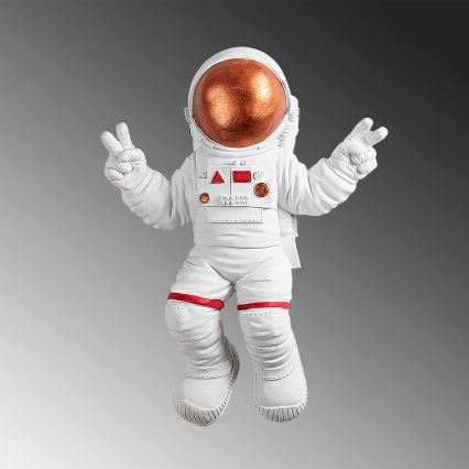 Dekoracja ścienna 47x35 cm astronaut miedziany
