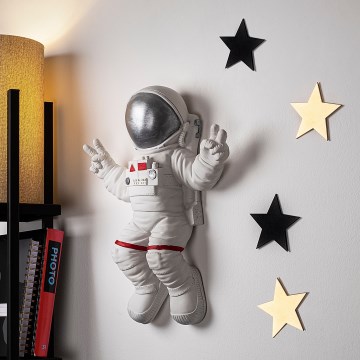 Dekoracja ścienna 47x35 cm astronaut srebrny
