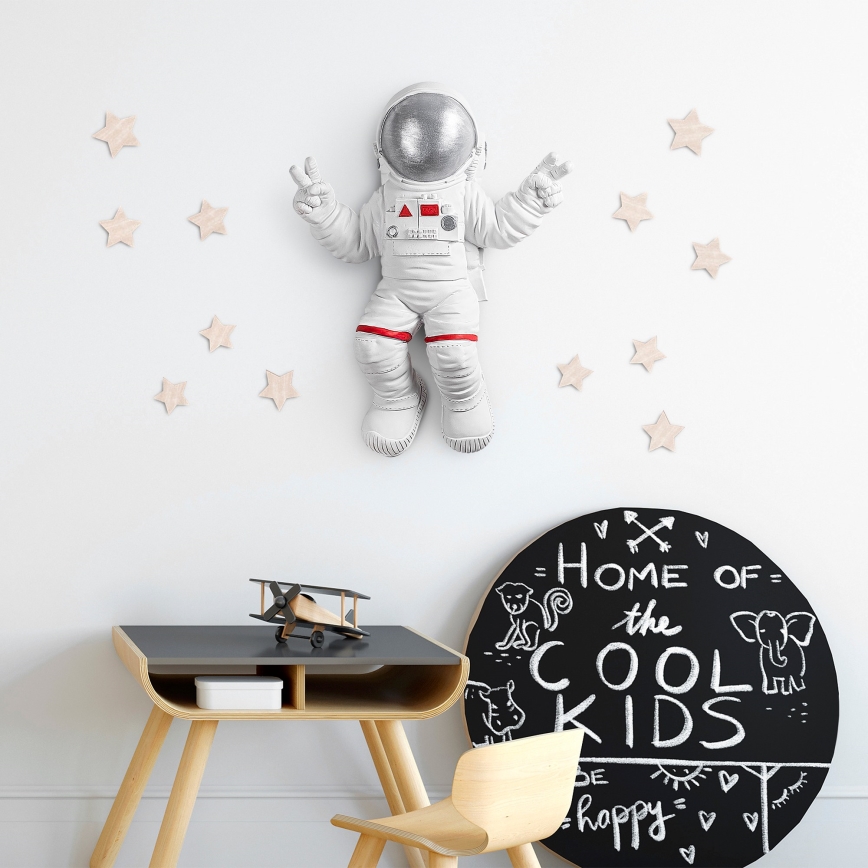 Dekoracja ścienna 47x35 cm astronaut srebrny