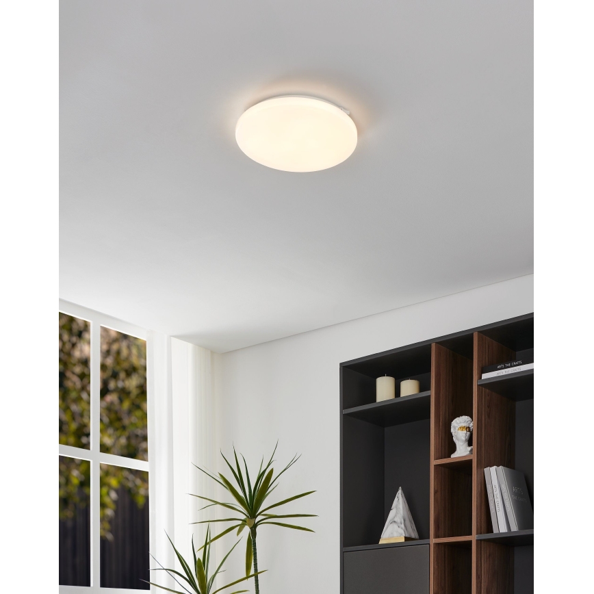 Eglo - LED Plafon z czujnikiem ruchu LED/15,5W/230V 3000K śr. 33 cm biały