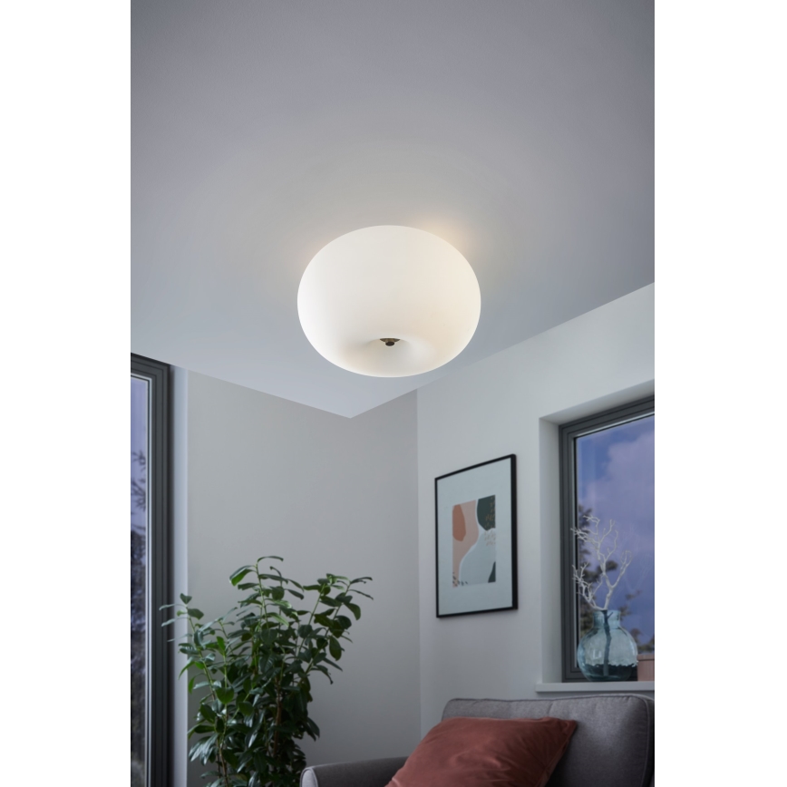 EGLO 86811 - Lampa Plafon Kinkiet OPTICA 2xE27/60W biały/opalone szkło