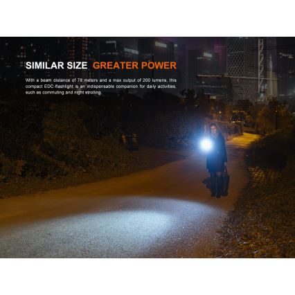 Fenix E12V30 - ładowalna latarka LED z regulacją jasności, 1×AA (2000 mAh), IP68, 200 lm, do 100 h, czarna