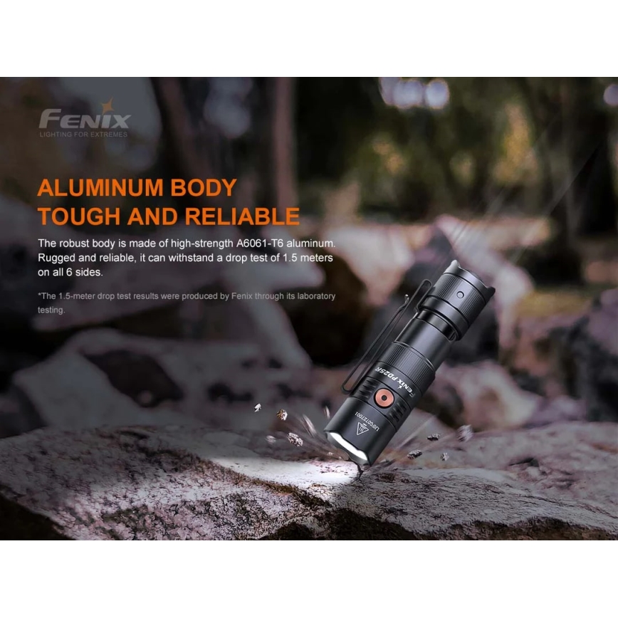 Fenix PD25R - LED Latarka akumulatorowa LED/USB/1xCR123A IP68 800 lm 70 h 700 mAh