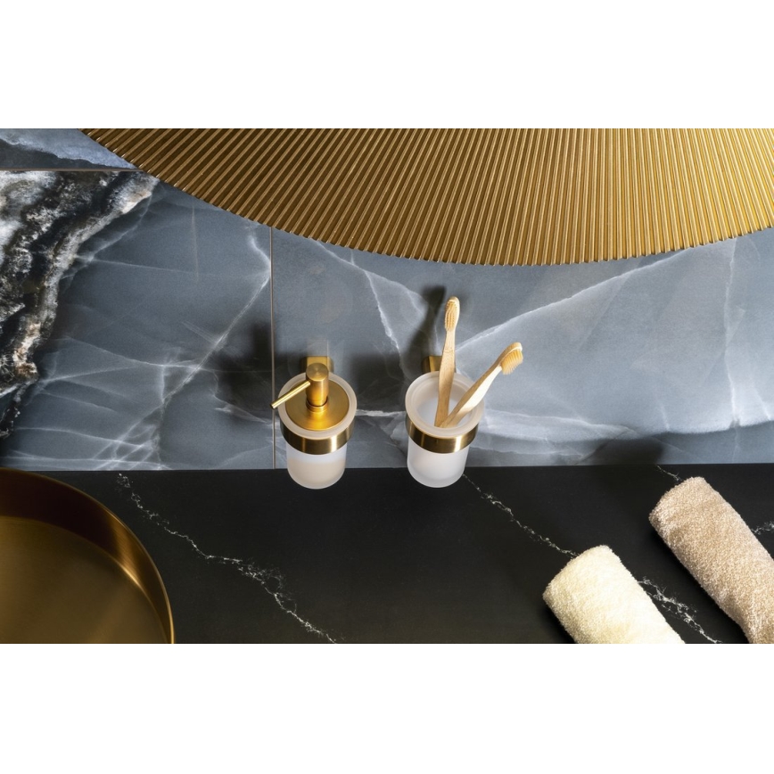 Gedy - Dozownik mydła ścienny PIRENEI 110 ml mleczne szkło/matowe złoto