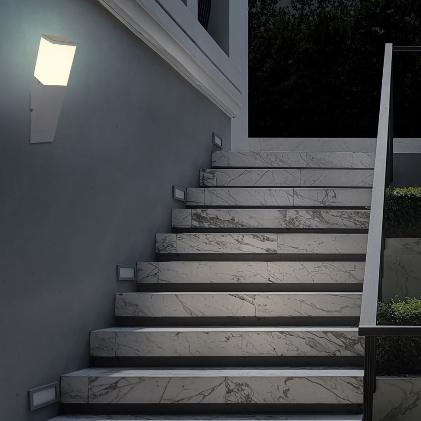 Globo - Zewnętrzna lampa ścienna 1xE27/15W/230V IP44