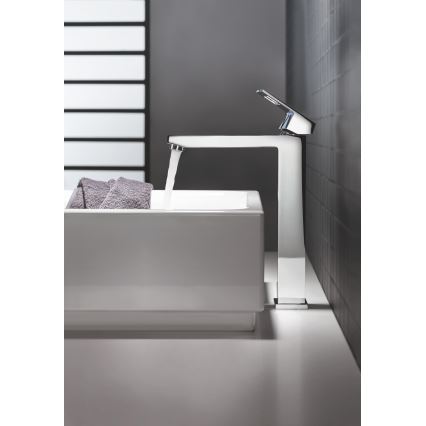 GROHE 23406000 - Bateria umywalkowa EUROCUBE rozmiar XL błyszczący chrom