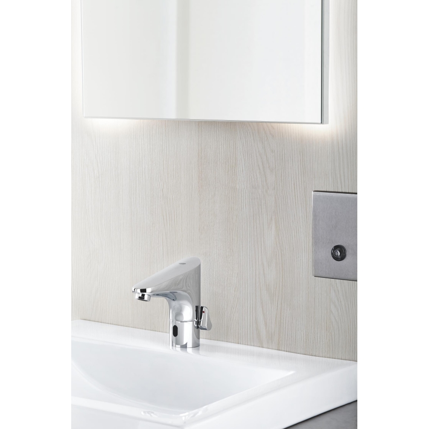 GROHE 36207001 - Elektroniczna bateria umywalkowa EUROPLUS E DN 15, chrom błyszczący