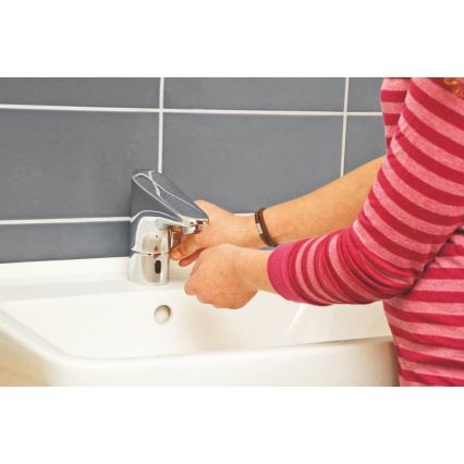 GROHE 36207001 - Elektroniczna bateria umywalkowa EUROPLUS E DN 15, chrom błyszczący