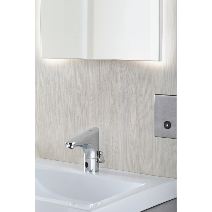 GROHE 36207001 - Elektroniczna bateria umywalkowa EUROPLUS E DN 15, chrom błyszczący