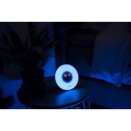 Grundig - LED RGB Ściemniana lampka nocna z budzikiem i radiem FM LED/5V/3xAAA