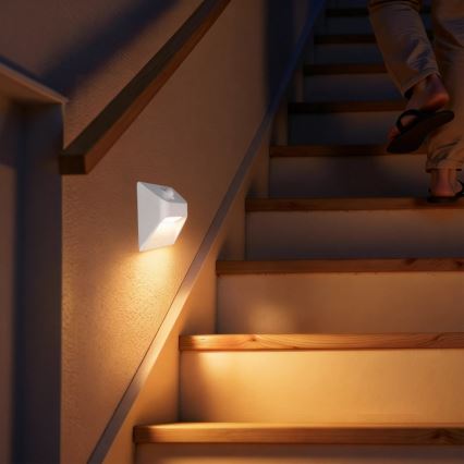 Ładowalna lampa schodowa LED z czujnikiem ruchu i zmierzchu STEP LIGHT LED/0,3W/3,7V 2200 mAh IP53 biała