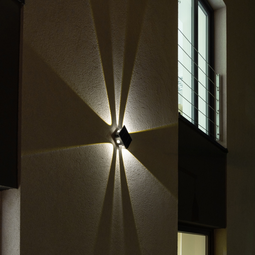 LED Solarna lampa ścienna z czujnikiem LED/2W/5V IP54 1300 mAh