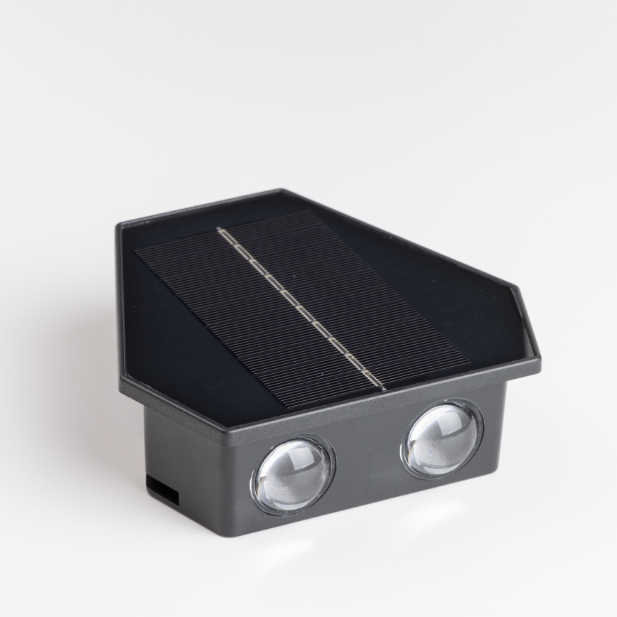 LED Solarna lampa ścienna z czujnikiem LED/2W/5V IP54 1300 mAh