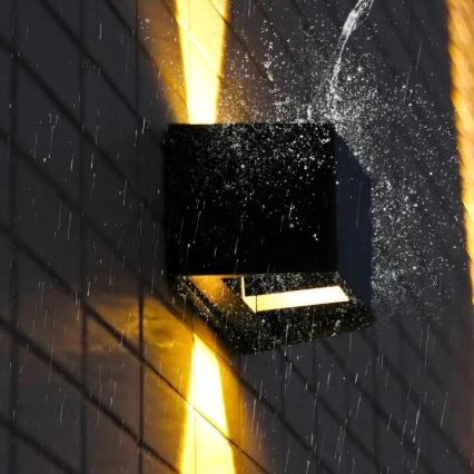 LED Solarna lampa ścienna z czujnikiem LED/2W/5V IP54 1300 mAh